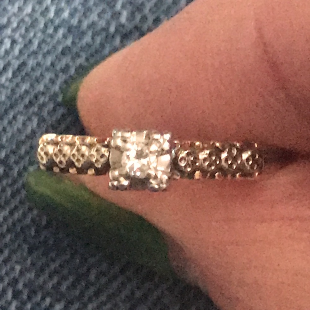 14K diamond ring